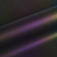 Термопленка Siser Termoreflex Easy Reflective Rainbow Black ER0129 световозращающая пленка черного голографического цвета с липкой подложкой ( 170 микрон )